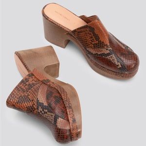 Bose Clog Snake Print Leather